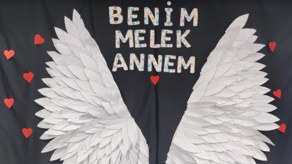 ANNELER GÜNÜ 